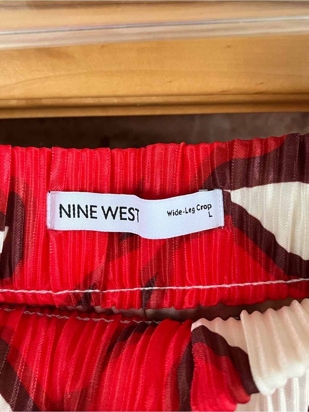 Nine West Red and Cream Wide-Leg Crop Pants with Abstract Print